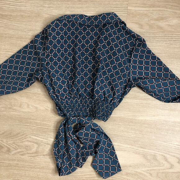 Teal chain print collared wrap tie long sleeve cropped top blouse small - Picture 4 of 5